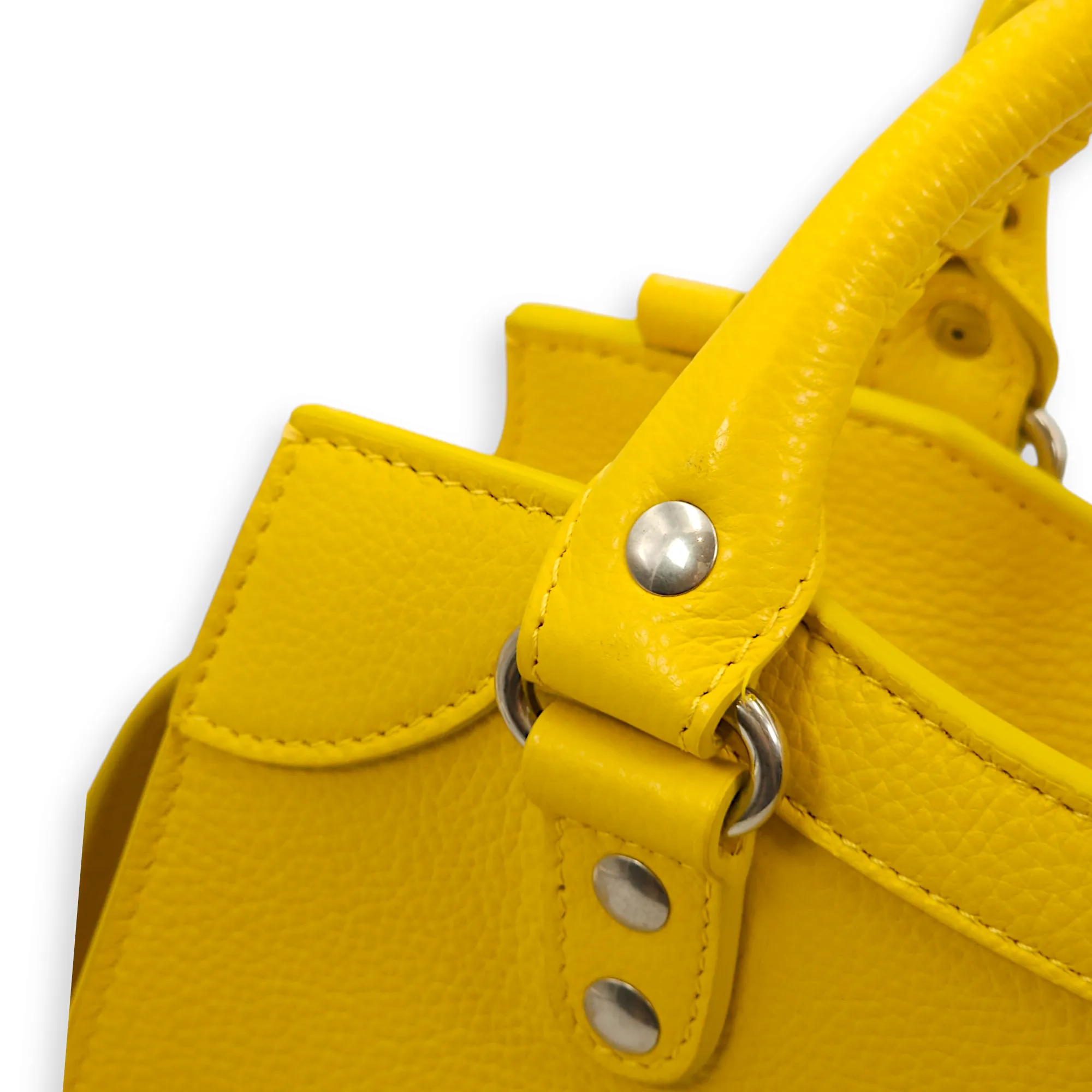 Classic Neo City Yellow Crossbody Bag in Calfskin, Palladium hardware