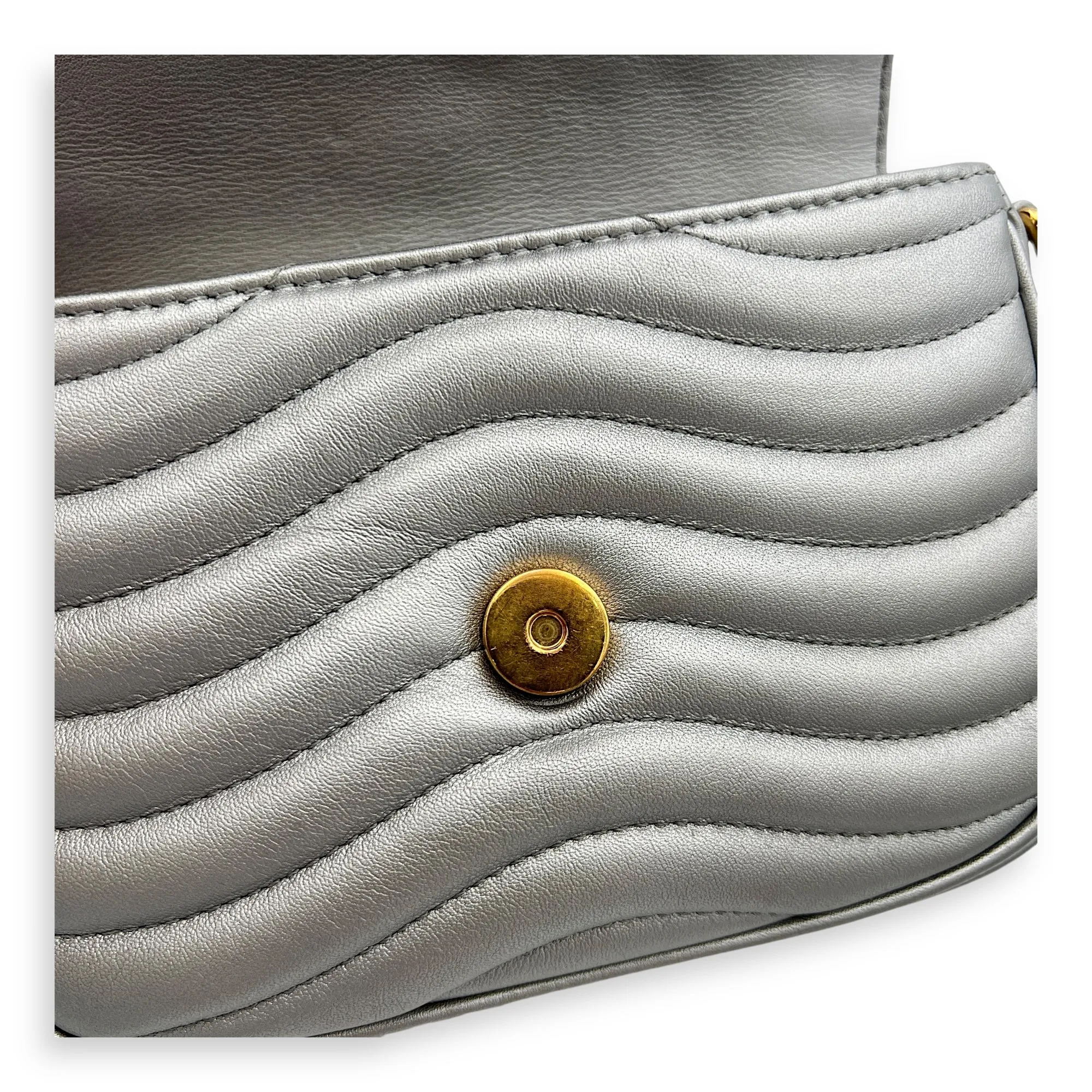 New Wave Multi Pochette Silver Crossbody Bag in Calfskin, Gold hardware