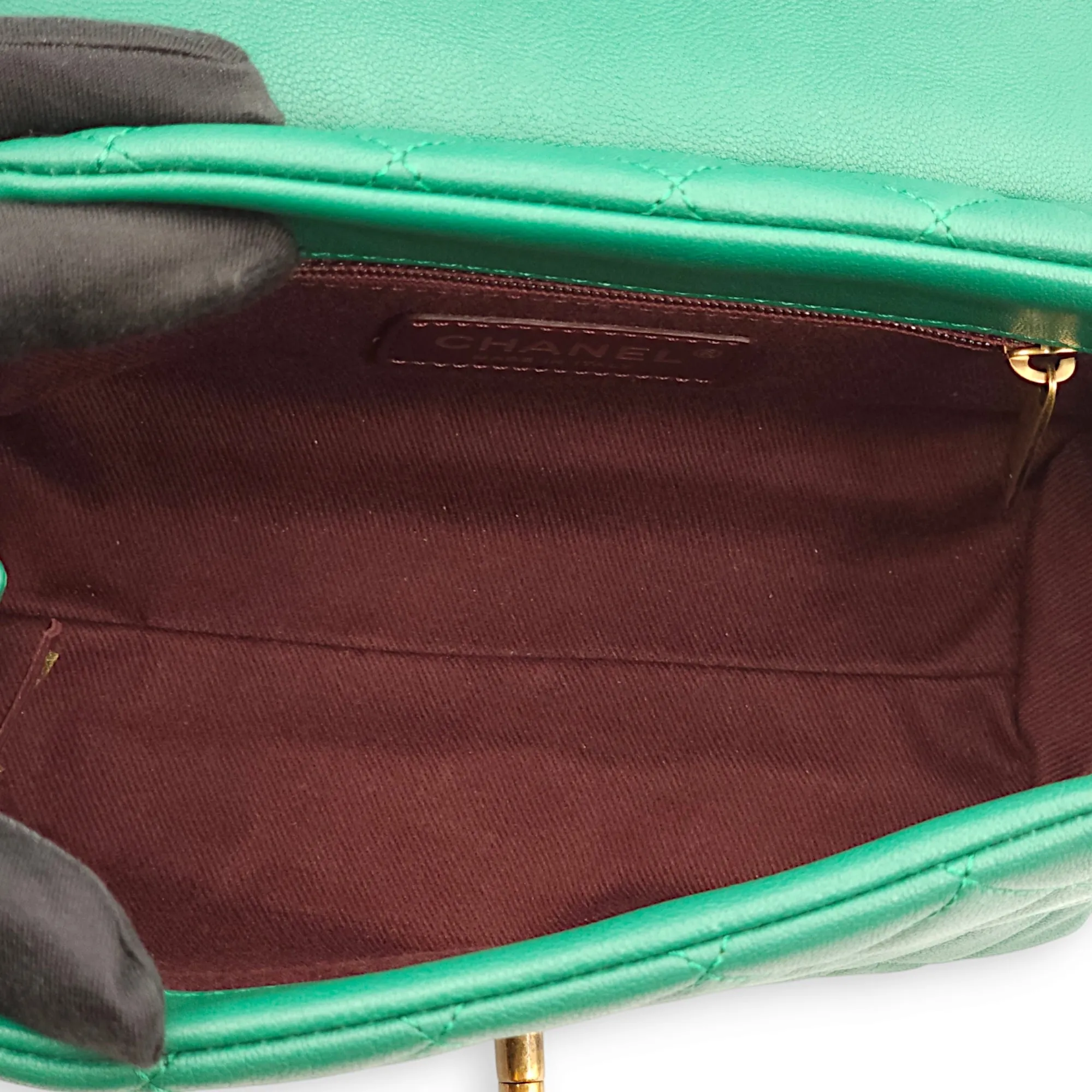 Trapezio Flap Green Crossbody Bag in Chevre Leather, Gold hardware